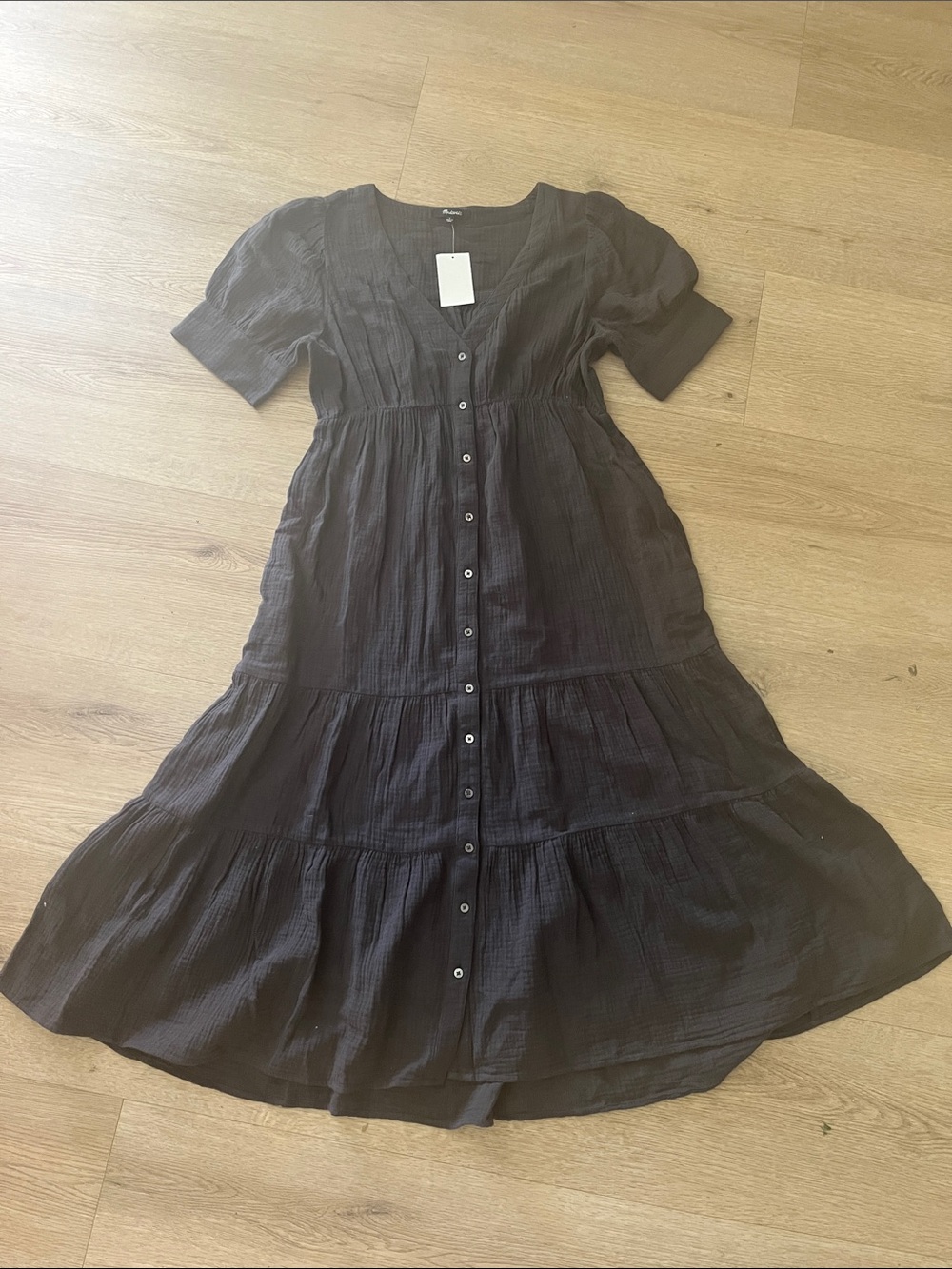 Madewell grey Button-Front Midi Dress with Tiered Skirt - Picture 1 of 6
